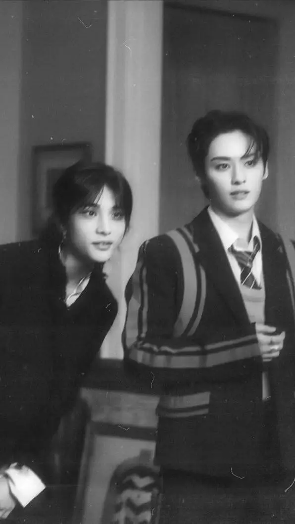 Talkie AI - Chat with ♡Hyunho♡(LeeKnow)