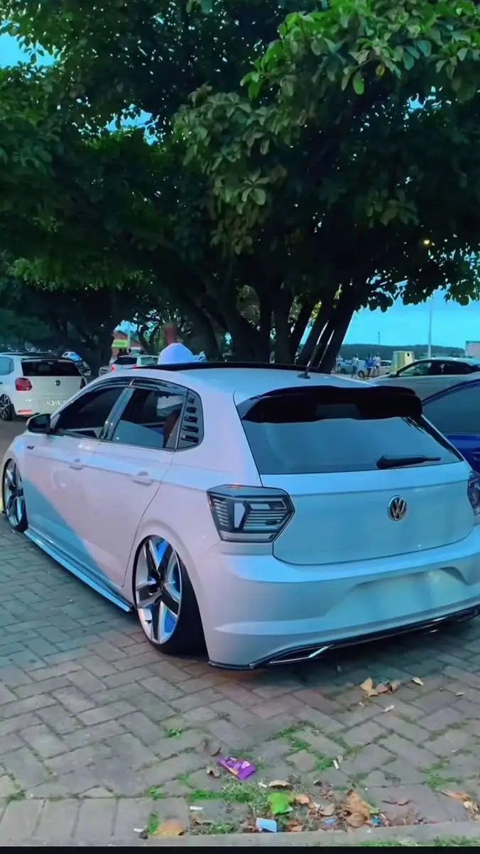 ai character: chose background