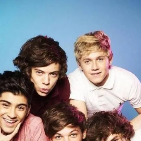 chat with ai character: one direction