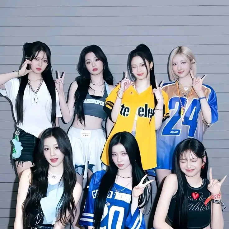 chat with ai character: BabyMonster😈🖤