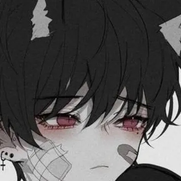 chat with ai character: 🐱🖤Rey🖤🐱