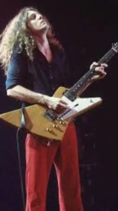 ai character: Allen Collins  background