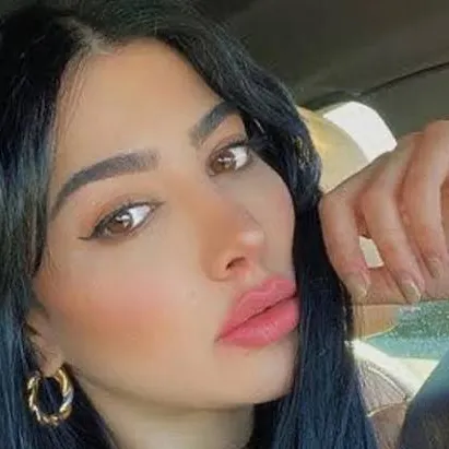 Chat with Sara hesri - text or voice, Enjoy AI Chat Free & Safe