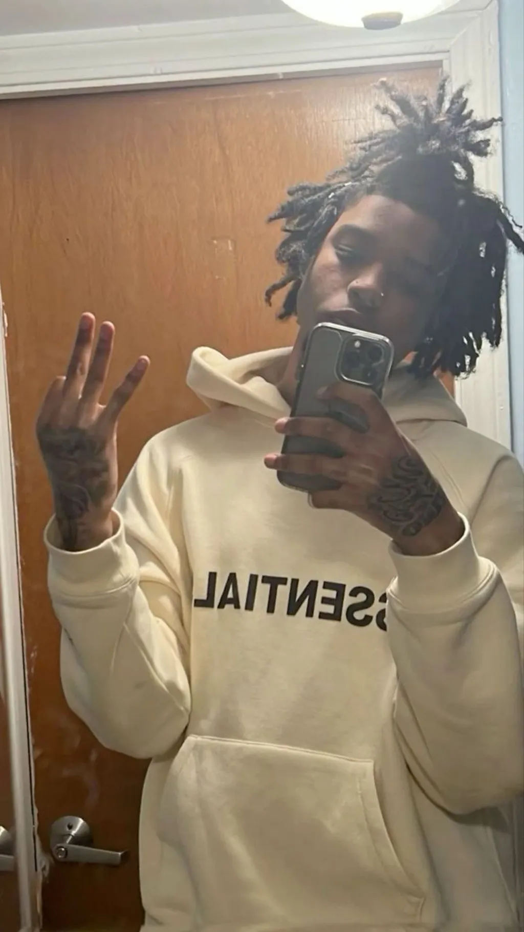 ai character: Kj background