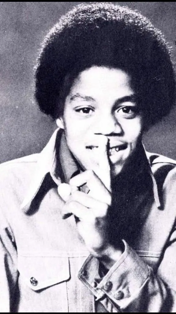 ai character: Marlon Jackson background
