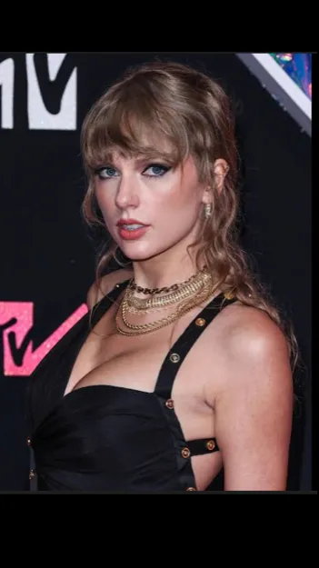 ai character: Taylor swift  background