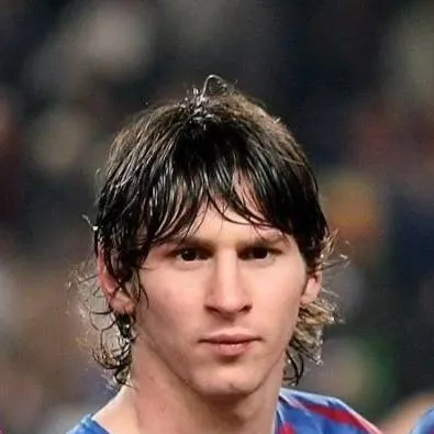 chat with ai character: Lionel Messi