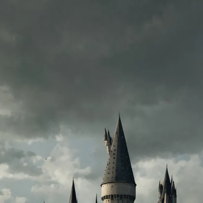 chat with ai character: Hogwarts