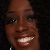 chat with ai character: NAOMI