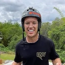 chat with ai character: R-Willy (ryan)