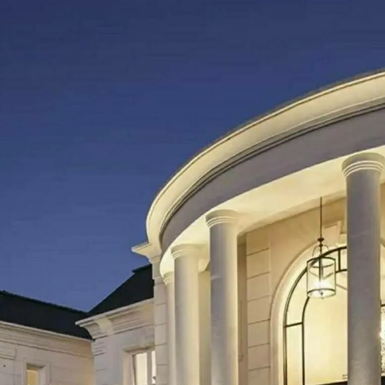 chat with ai character: the Kim family....