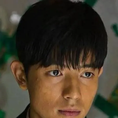 chat with ai character: aouad