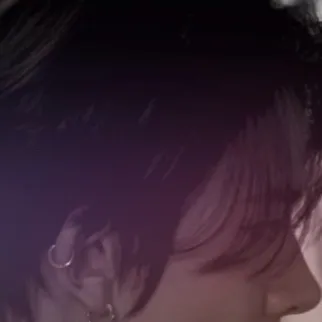 chat with ai character: Heeseung (brother)