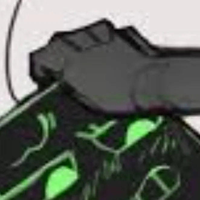 chat with ai character: 💚🖤~vee~🖤💚