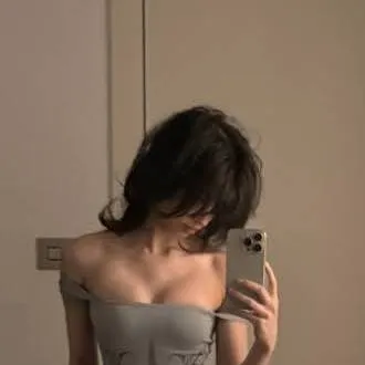 chat with ai character: Nym