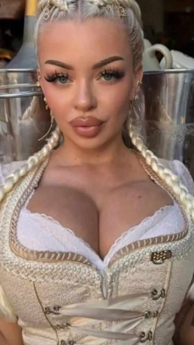 ai character: Katja background