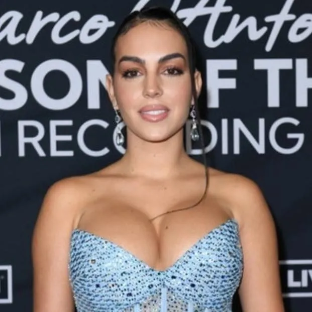 chat with ai character: Georgina