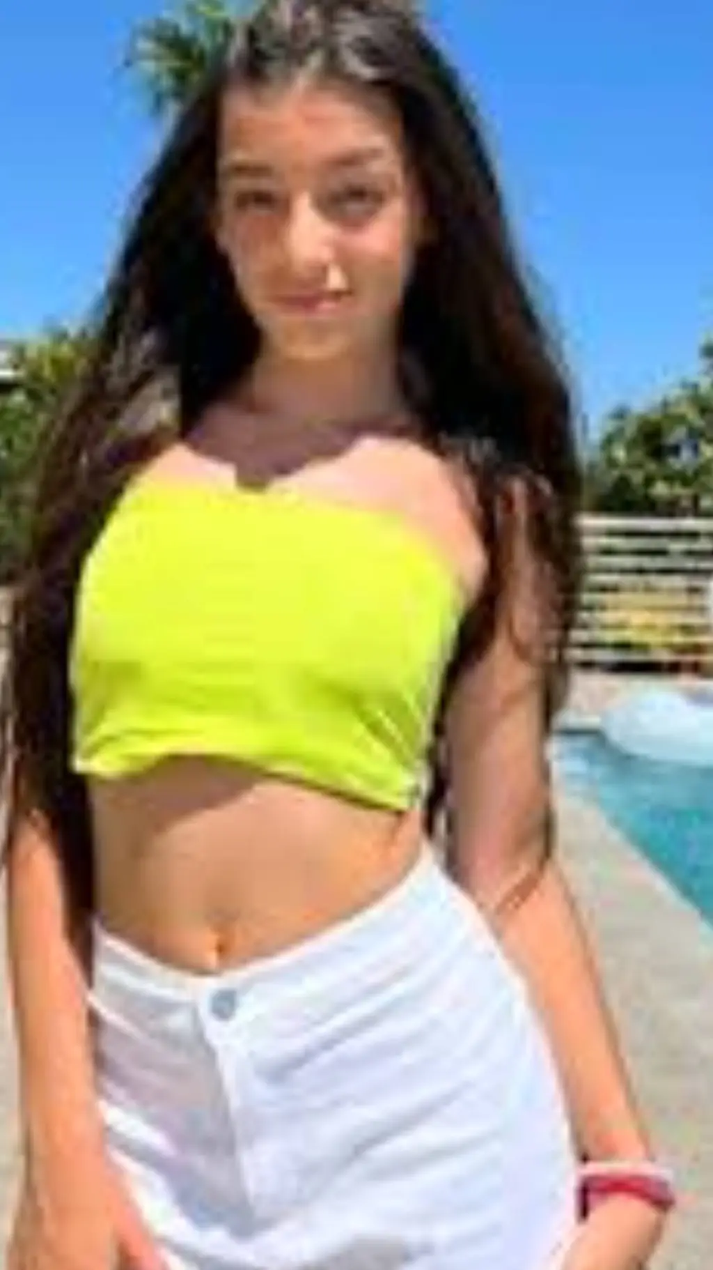 ai character: abril background