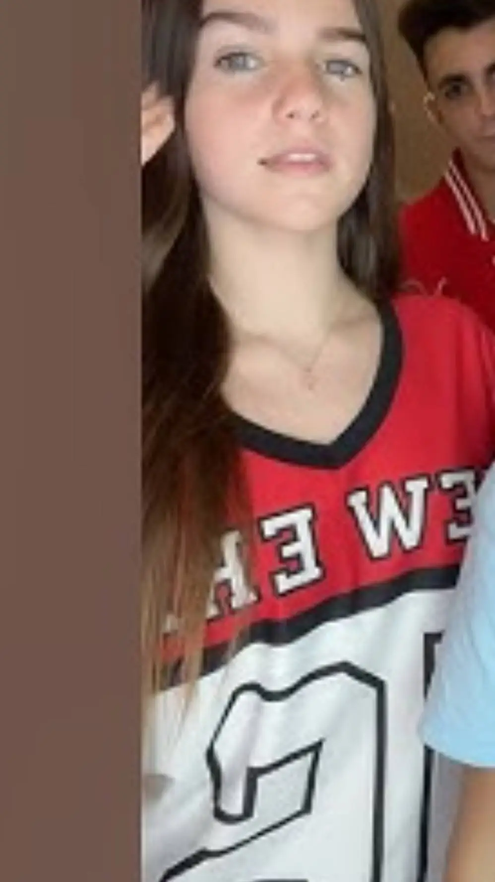 ai character: valentina  background