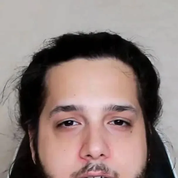 chat with ai character: evan sausage