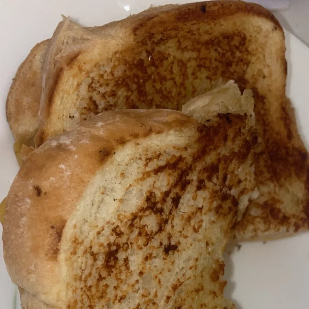 chat with ai character: Random quirk swich