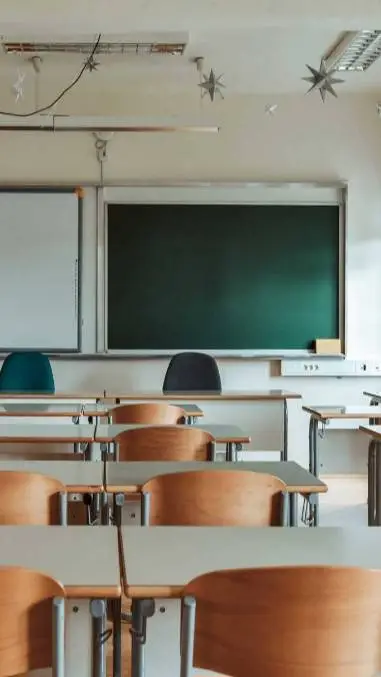 ai character: Classroom background