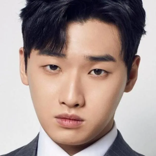 chat with ai character: lee david AGAIN
