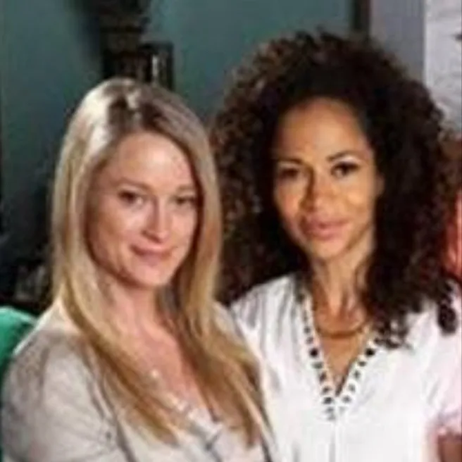 chat with ai character: The fosters 