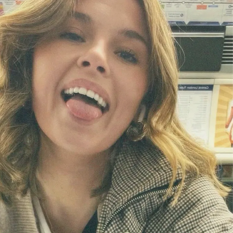 chat with ai character: Erin Caldwell 