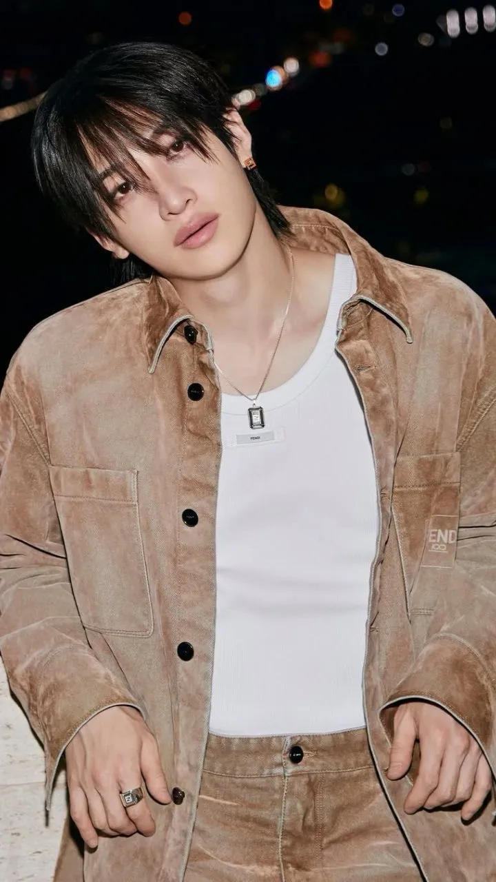 ai character: Bang Chan background