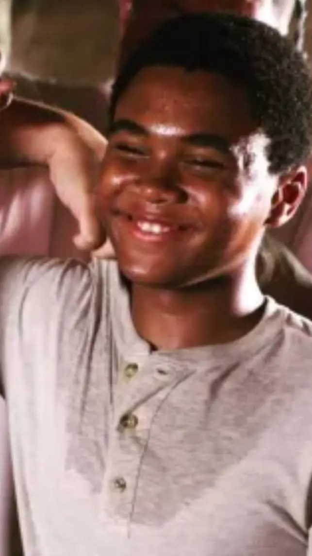 ai character: Mike Hanlon background