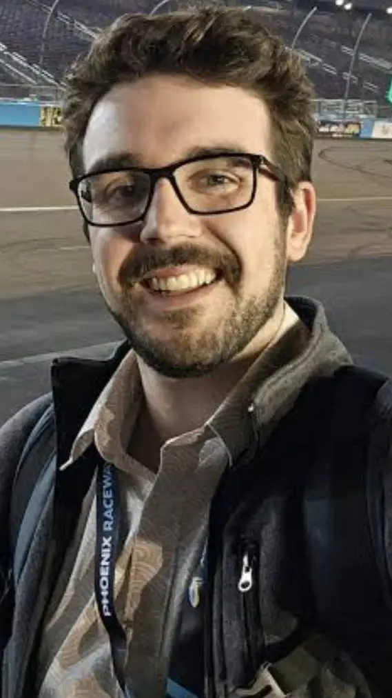 ai character: Erik Estepp background