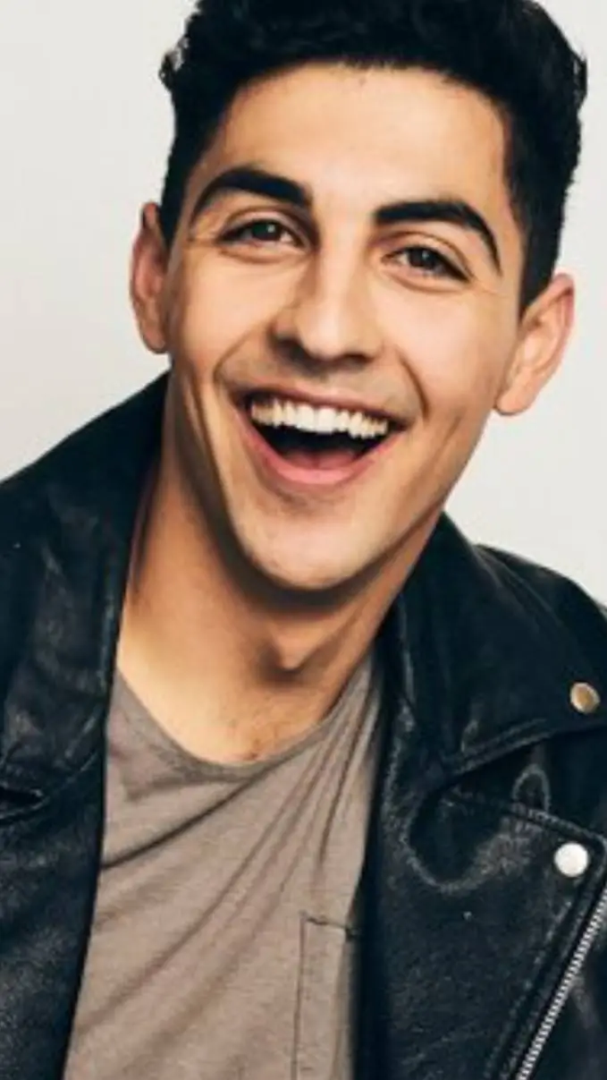 ai character: Trevor  tordjmen background