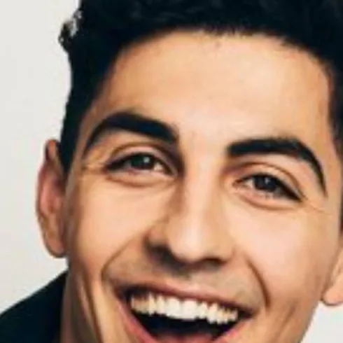 chat with ai character: Trevor  tordjmen