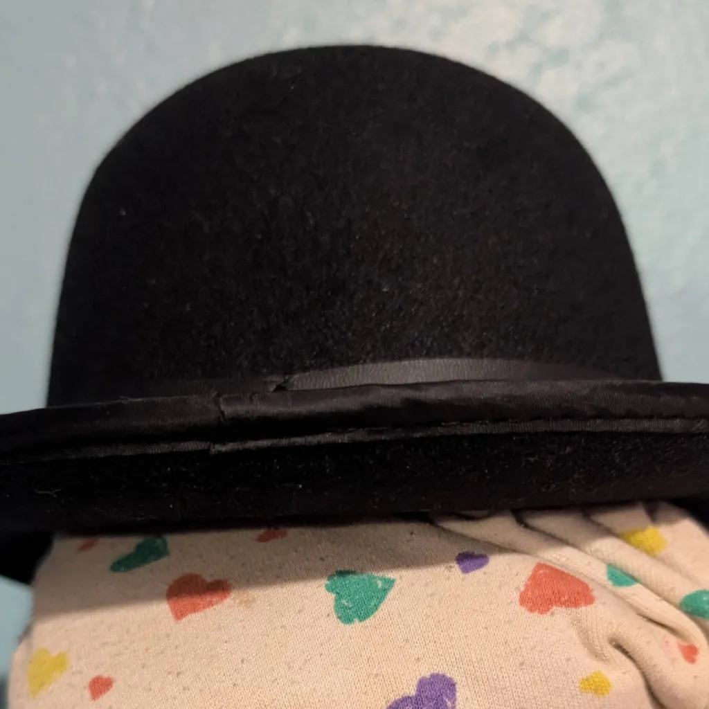 chat with ai character: Sarah Ginsberg 