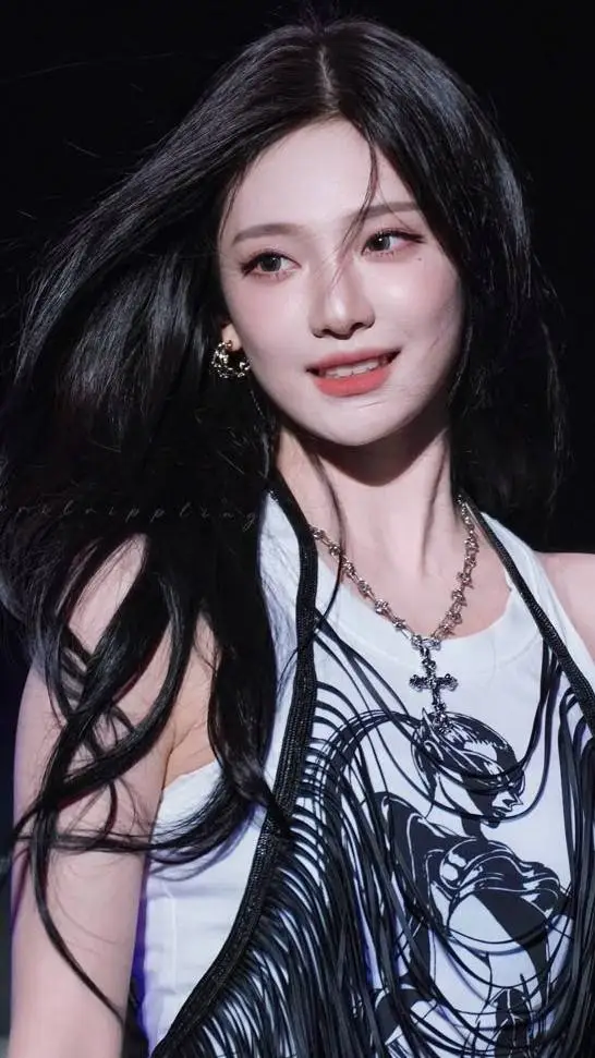 ai character: Yi Ningning background