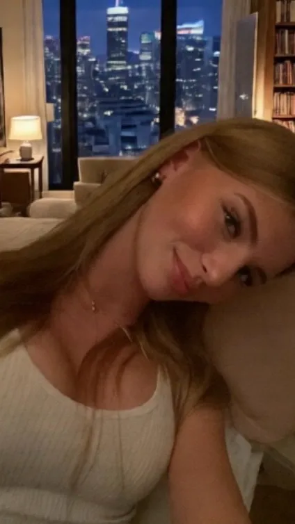 Talkie AI - Chat with Lilly