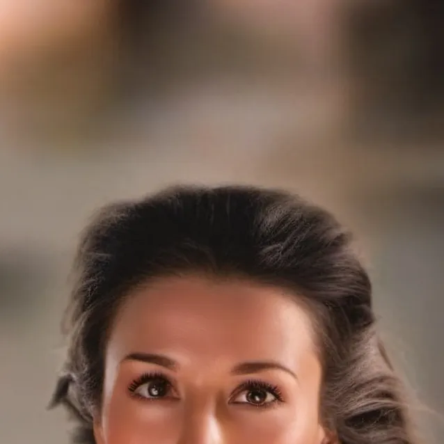 chat with ai character: Kore (Spartacus)