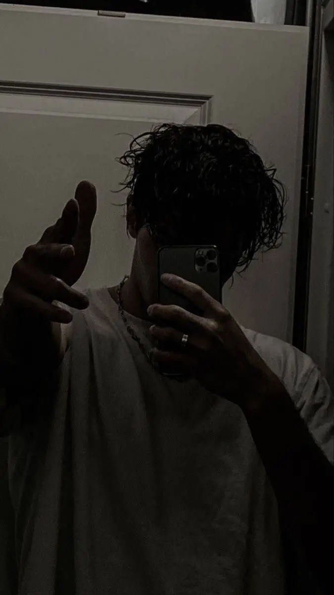 ai character: Hudson Dean Weston background