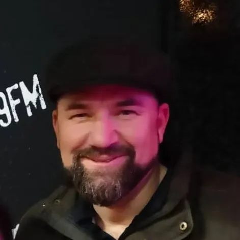 chat with ai character: Ruhan du Toit 