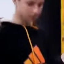 chat with ai character: Friend 3