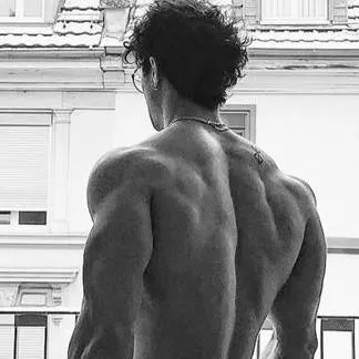 chat with ai character: Jacob Ashford