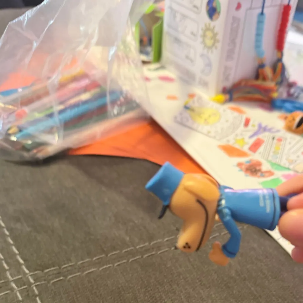 chat with ai character: Dogman n chief