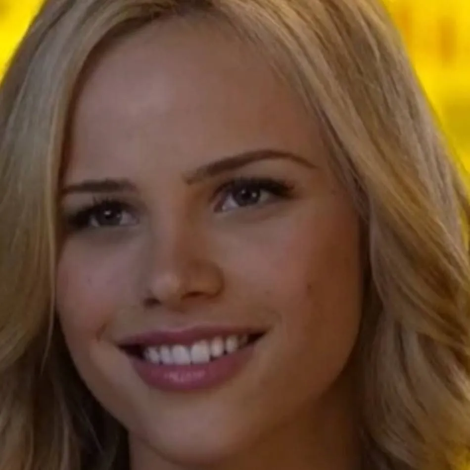 chat with ai character: Brooke K