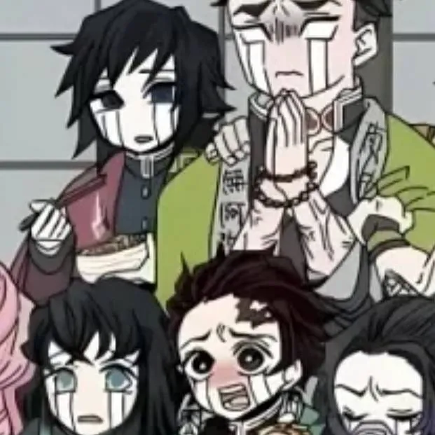 chat with ai character: Pijamada kny