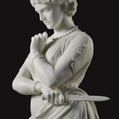 chat with ai character: Lady Circe