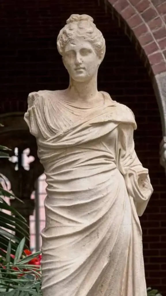 ai character:  Queen Persephone background