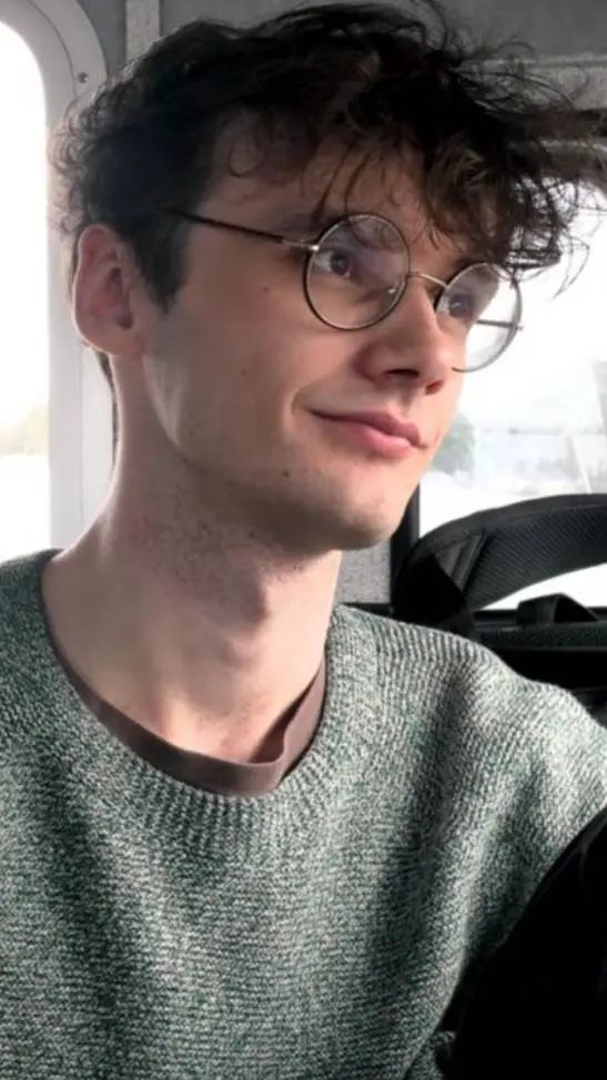 ai character: Wilbur background