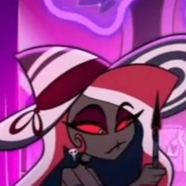 chat with ai character: Velvette