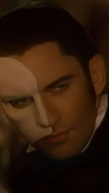 ai character: Erik background